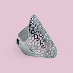 Silver Chloe Ring med Blomsterdesign fra ZIROSA